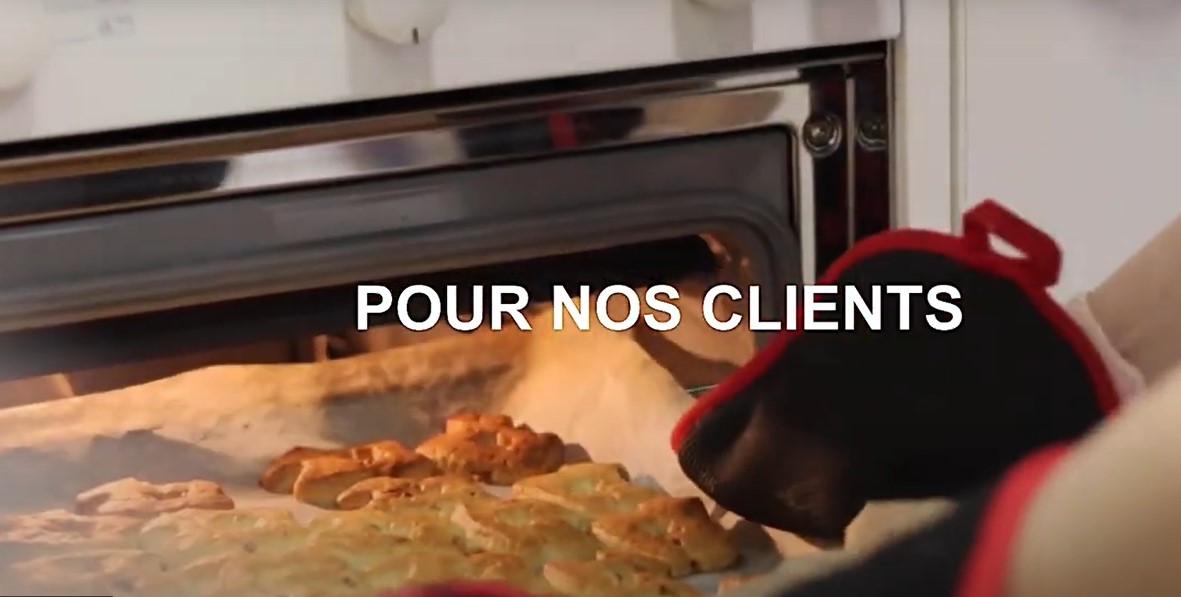 Découvrez la fabrication des biscuits de Noël